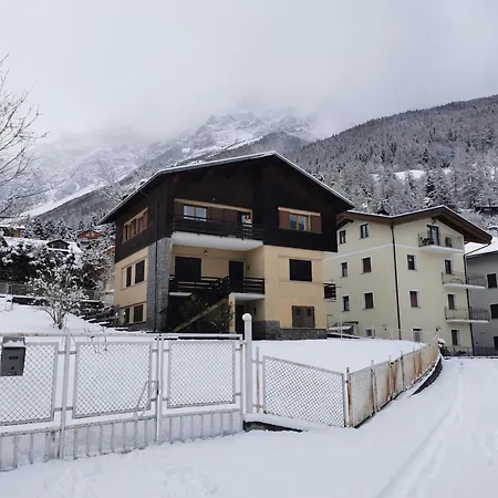 Con Vista Su Pista Stelvio Апартаменты Бормио